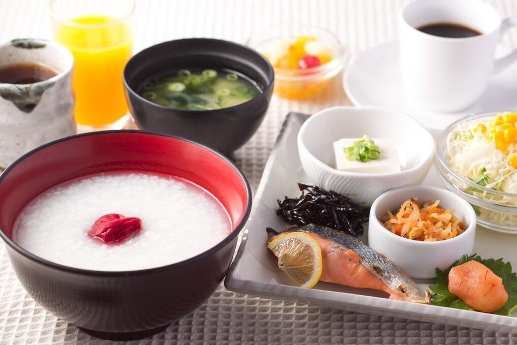 Feluri de mâncare dintr -o dietă japoneză timp de 14 zile